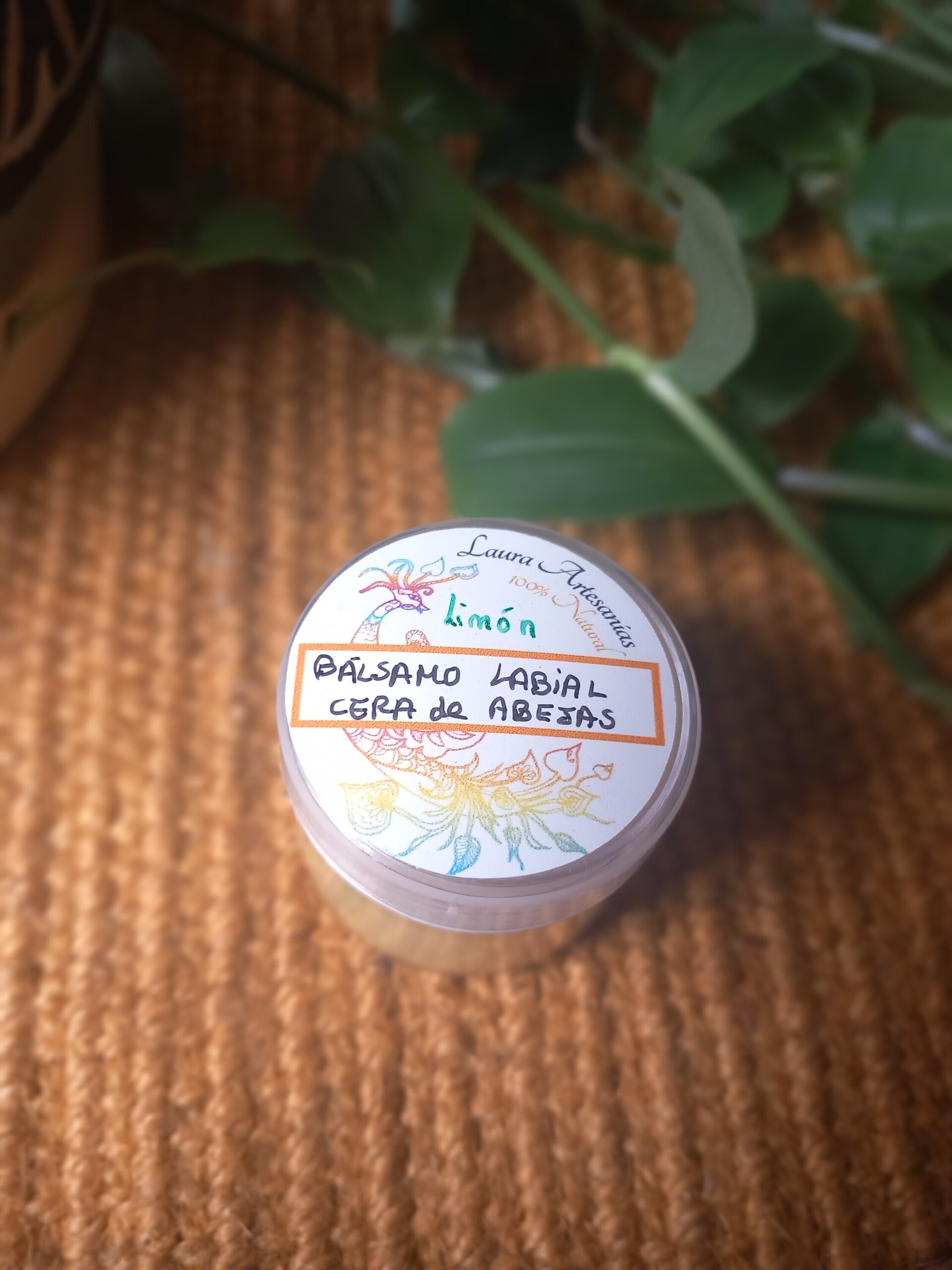 Bálsamo labial de cera de abejas - 2