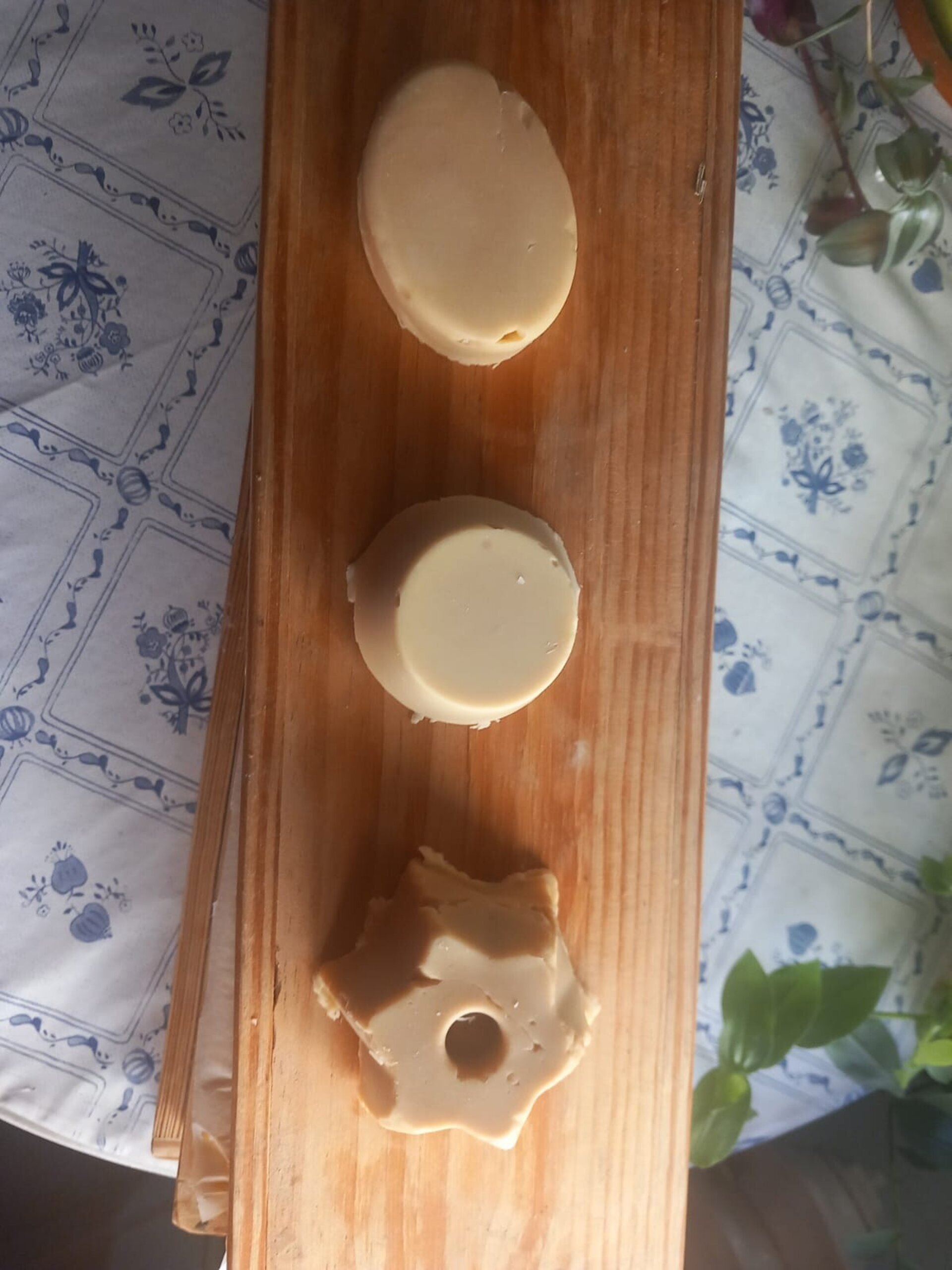 Jaboncitos de cera de abejas y miel - 3
