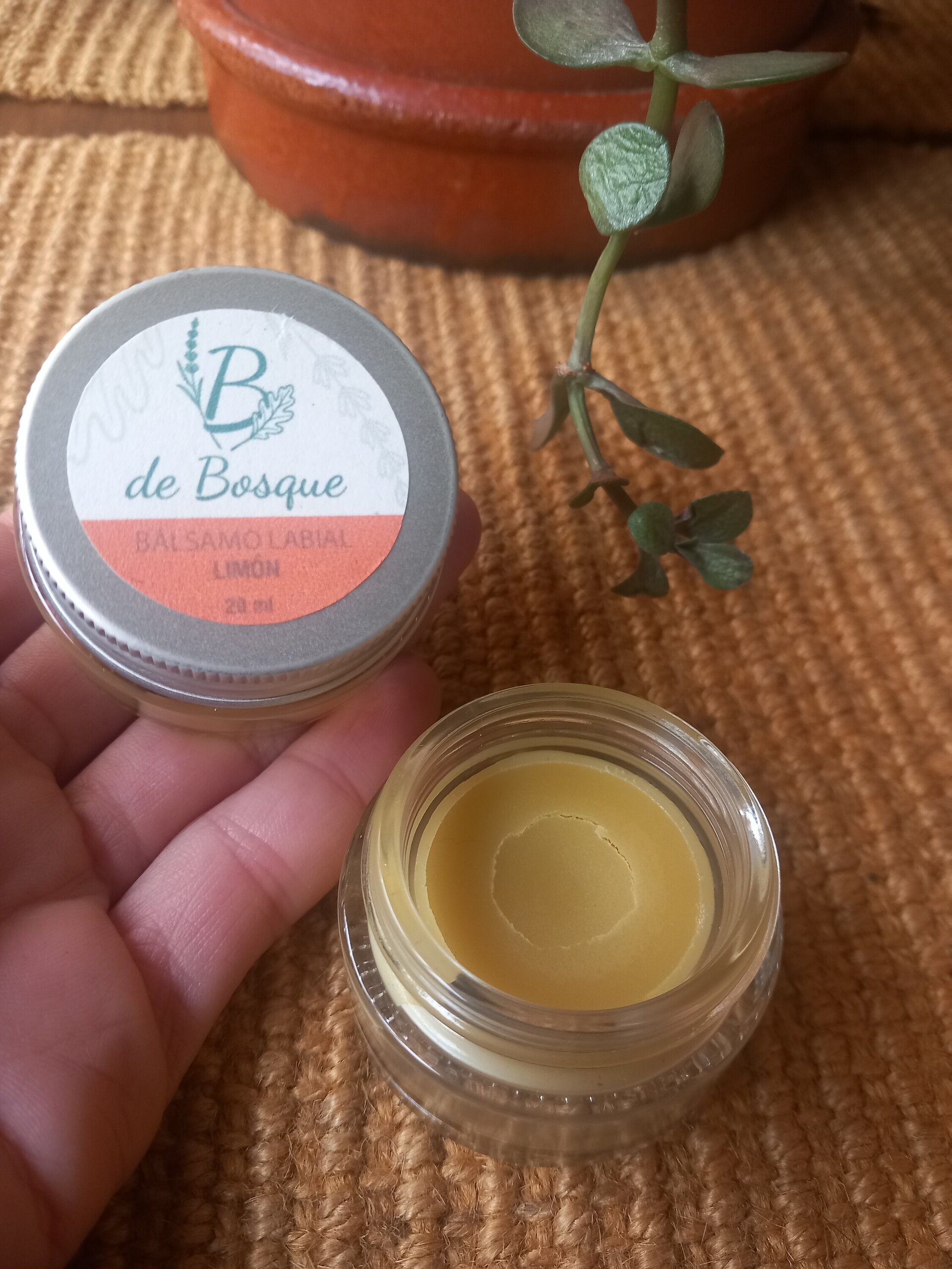Bálsamo labial de cera de abejas - 3